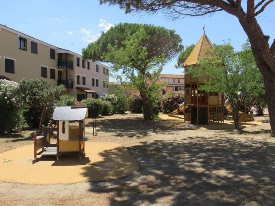 Appartement 5 Couchages Tout Confort Proche Mer Le Barcares Exterior photo