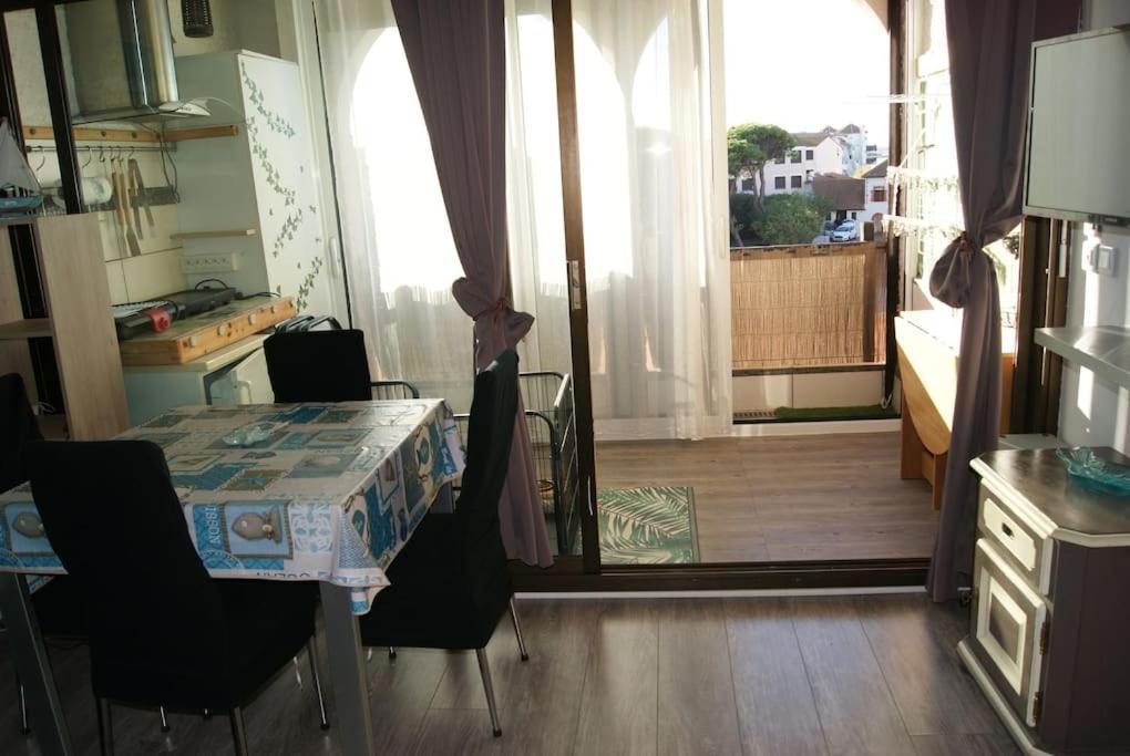 Appartement 5 Couchages Tout Confort Proche Mer Le Barcares Exterior photo